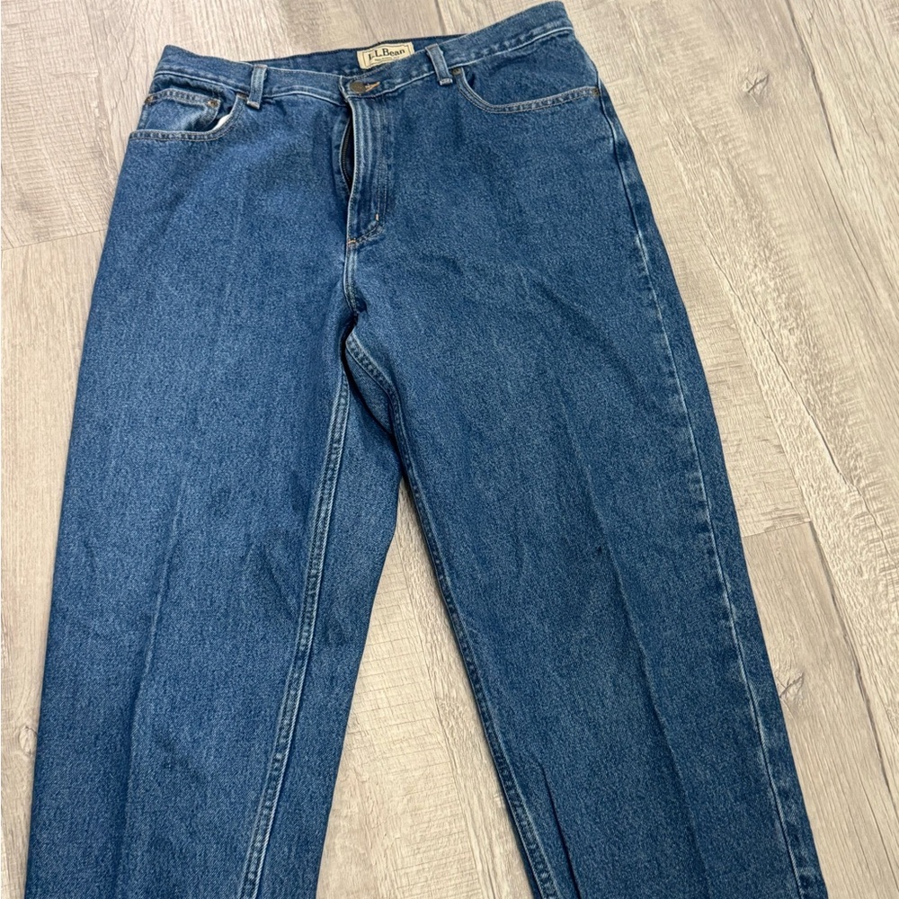 L.L. Bean Relaxed Fit Blue Jeans size 16 - Picture 2 of 9